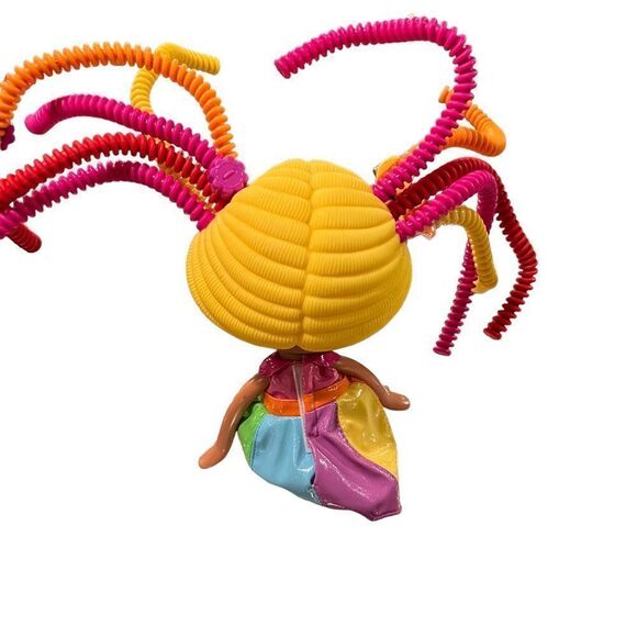 Lalaloopsy silly hair doll with bendable locks, movable arms, legs and barrettes - Picture 7 of 11